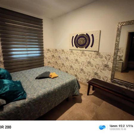 Triana Pura Esencia Apartment Sevilla Exterior foto