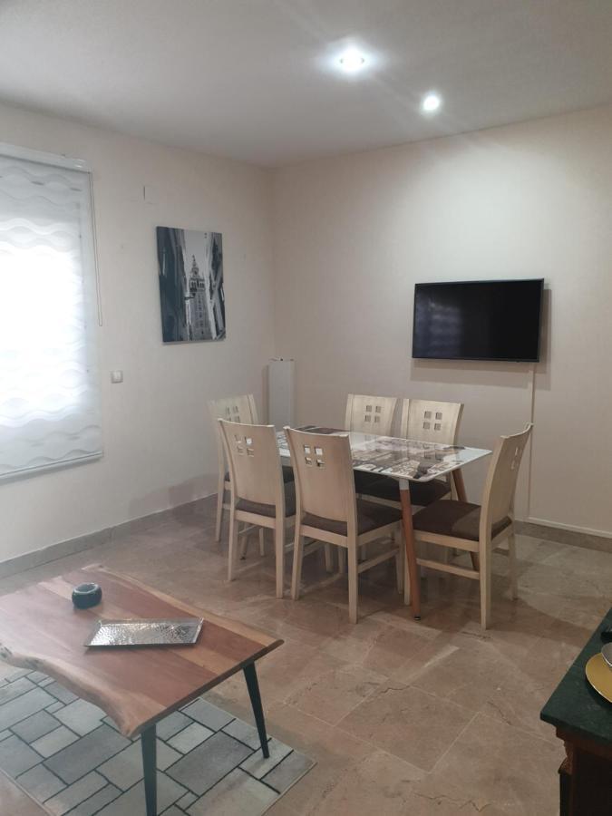 Triana Pura Esencia Apartment Sevilla Exterior foto